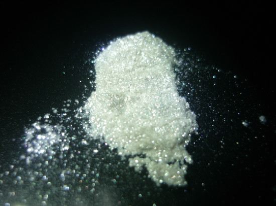 Pigmento en polvo de mica perlada brillante, 40–200 μm – KT-163 - Kolortek
