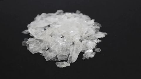 Mica sintética en cosméticos: por qué cada vez más marcas están dejando de usar fuentes naturales.